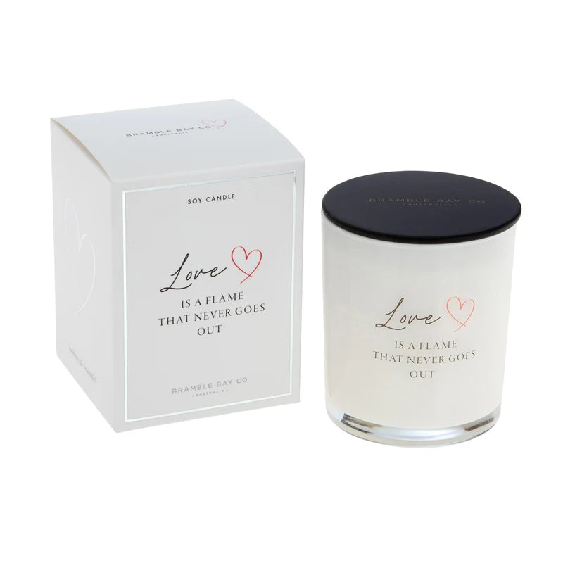 Occasion Candle-Love is a Flame 300g