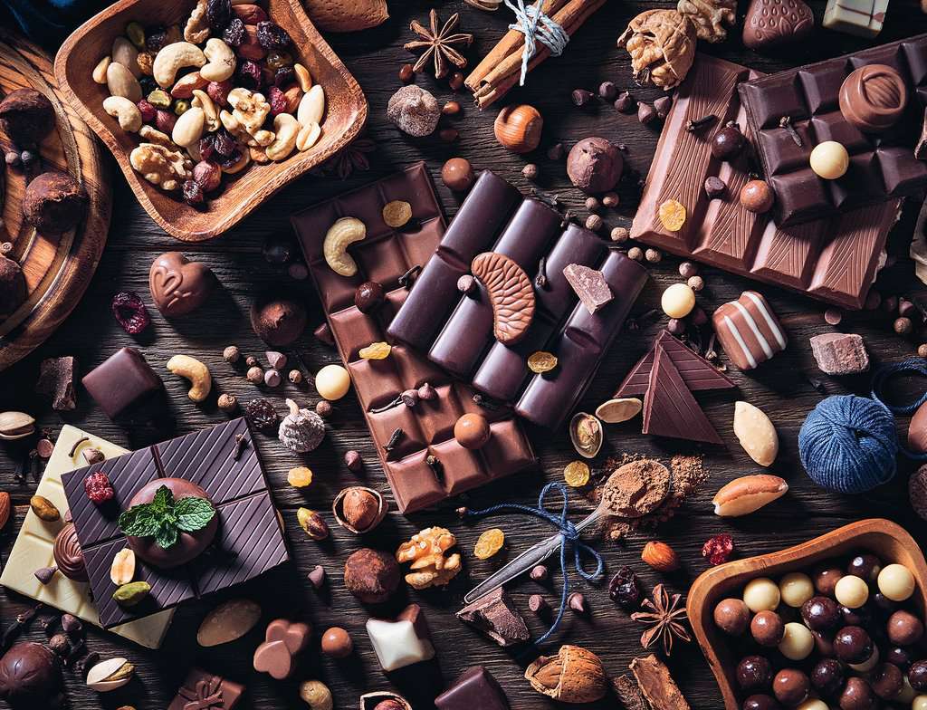 RAVENSBURGER CHOCOLATE PARADISE 2000P PUZZLE